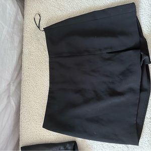 Amanda uprichard skort